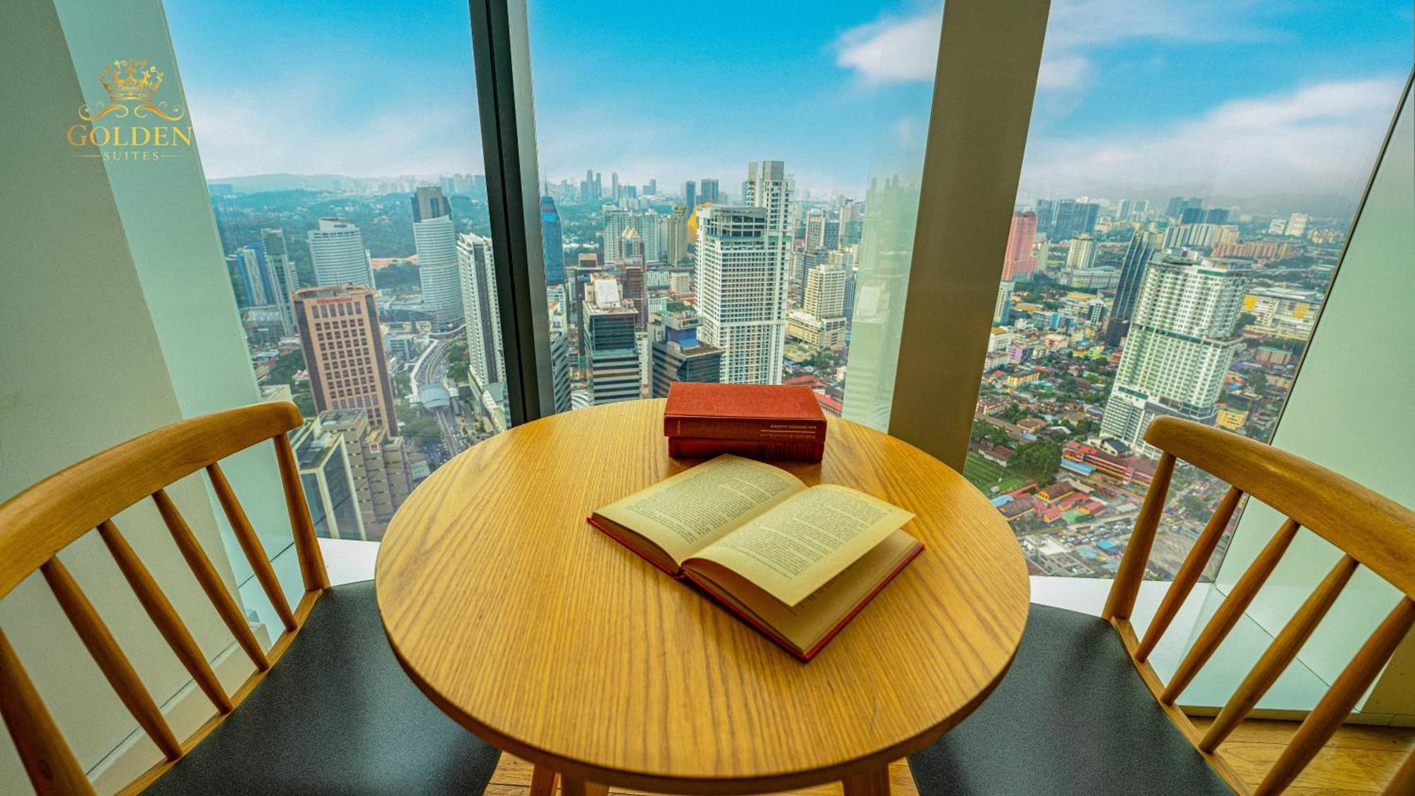 Golden Suites At Platinum Klcc Kuala Lumpur Exterior photo